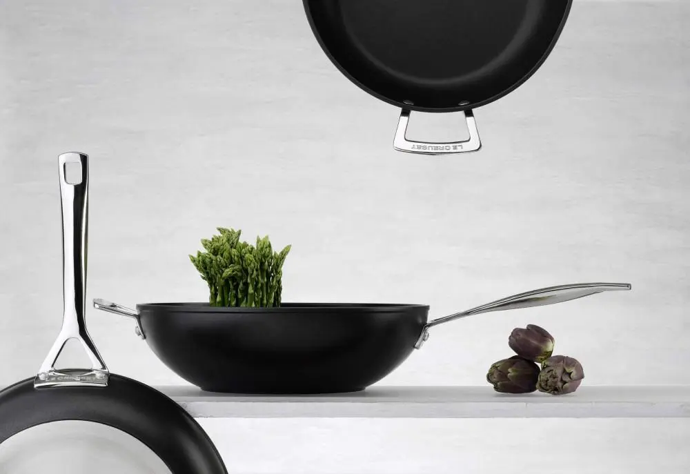 Le Creuset Aluminium-Antihaft Wok-Pfanne – Bild 2